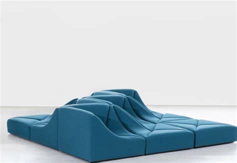 dune couch pierre paulin.